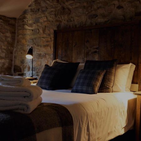 Barley Mow Bed & Breakfast Burnley Bagian luar foto