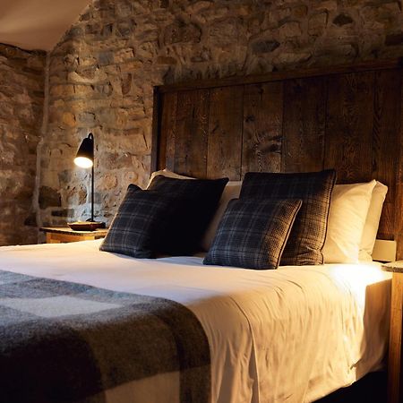Barley Mow Bed & Breakfast Burnley Bagian luar foto