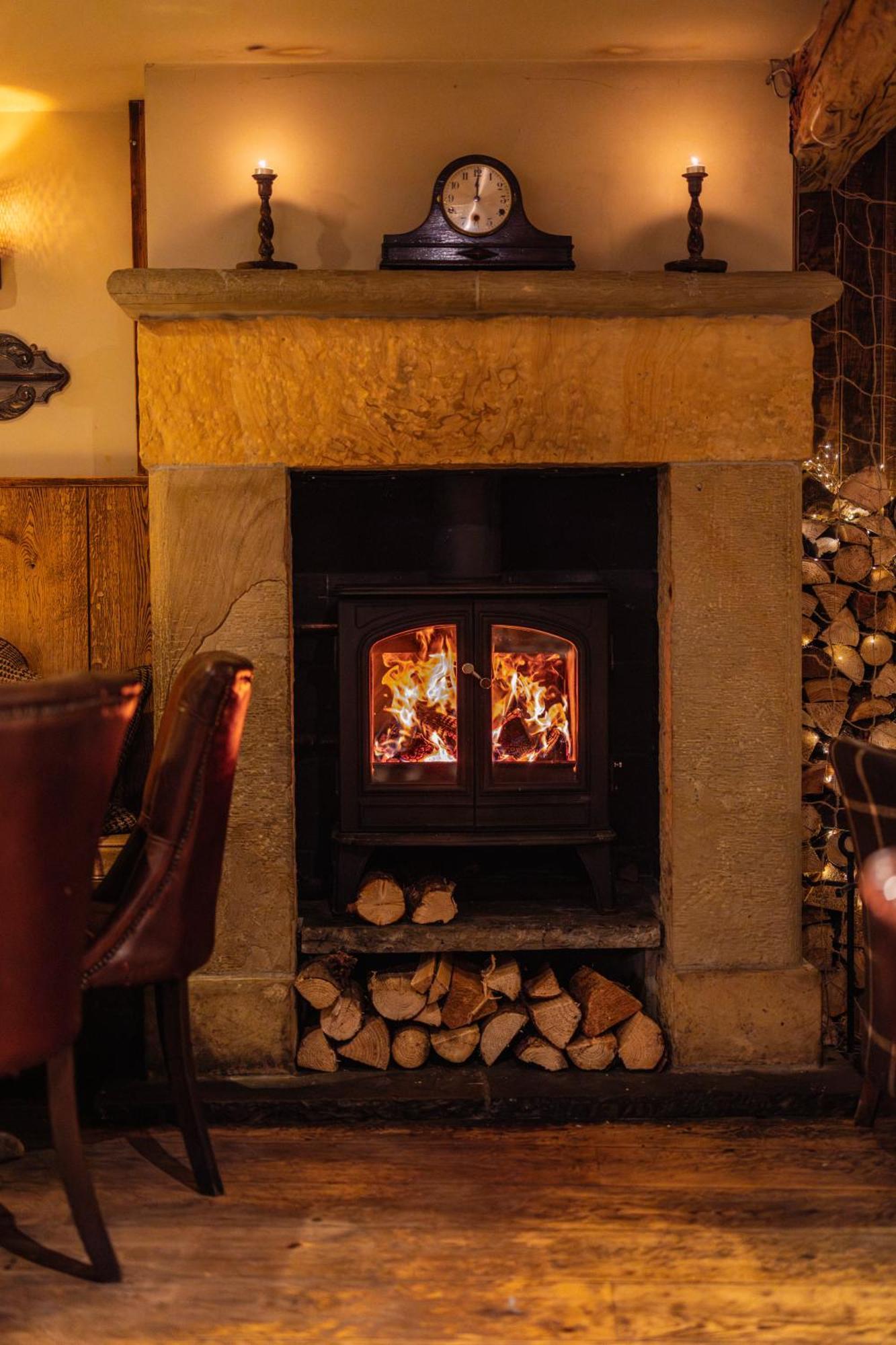 Barley Mow Bed & Breakfast Burnley Bagian luar foto